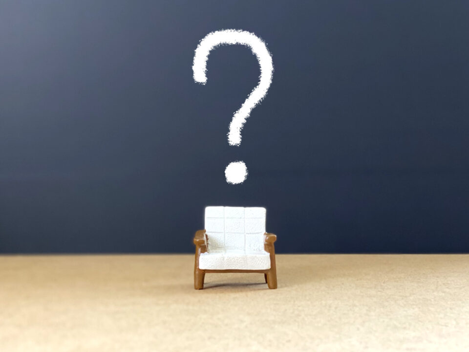 介護離職のメリットやデメリットを考えるモチーフ